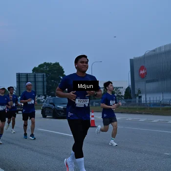 Runner Photo 7471314