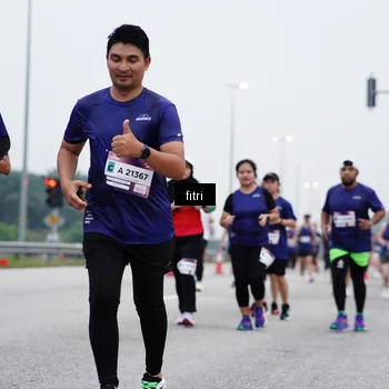 Runner Photo 7471325