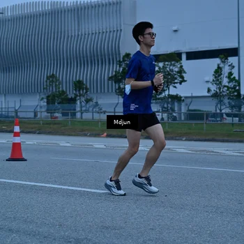 Runner Photo 7471336