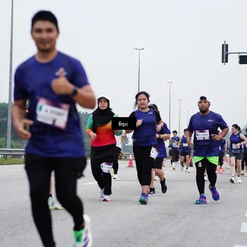 Runner Photo 7471339