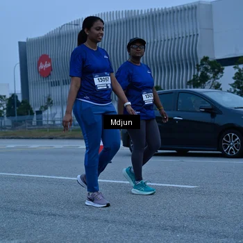 Runner Photo 7471360