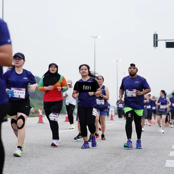 Runner Photo 7471361