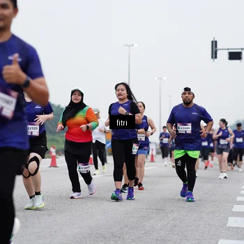 Runner Photo 7471362