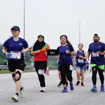 Runner Photo 7471369