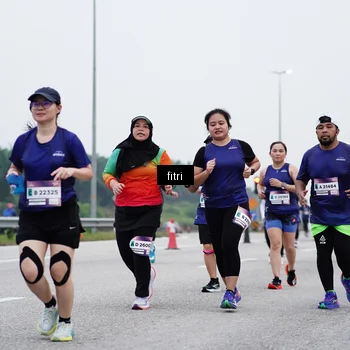 Runner Photo 7471389