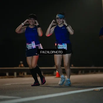 Runner Photo 7471393
