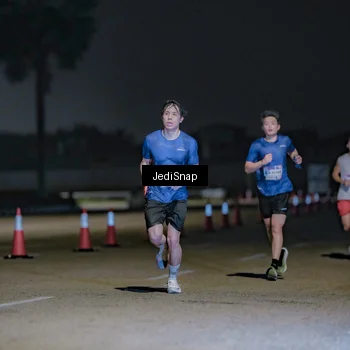 Runner Photo 7471401
