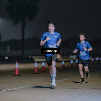 Runner Photo 7471404