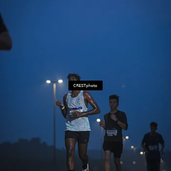 Runner Photo 7471409