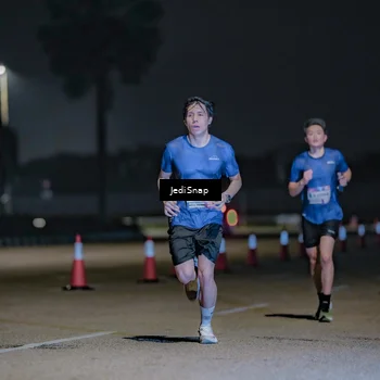 Runner Photo 7471421