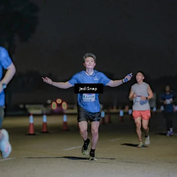 Runner Photo 7471434