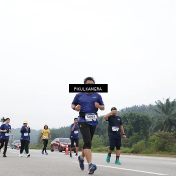 Runner Photo 7471438