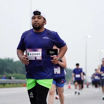 Runner Photo 7471449