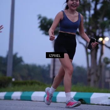 Runner Photo 7471464