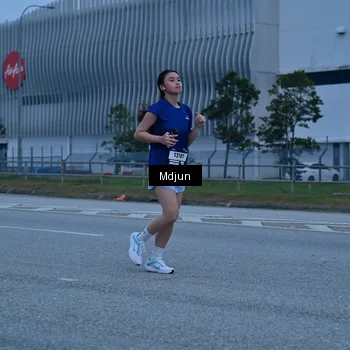 Runner Photo 7471466