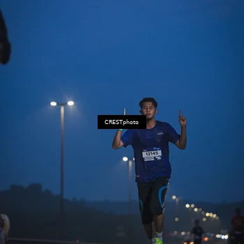 Runner Photo 7471475