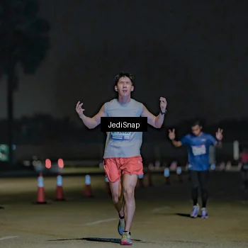 Runner Photo 7471484