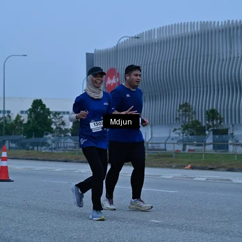 Runner Photo 7471523