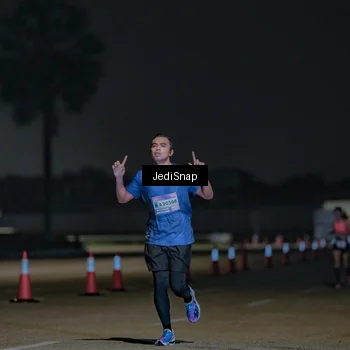 Runner Photo 7471525