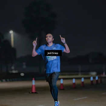 Runner Photo 7471554