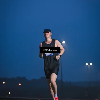 Runner Photo 7471573