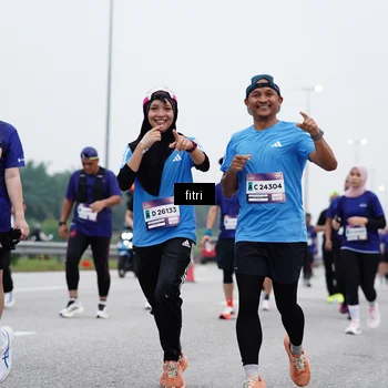 Runner Photo 7471578