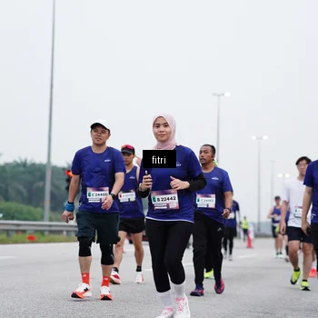 Runner Photo 7471604
