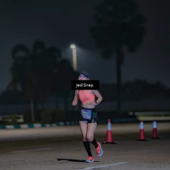 Runner Photo 7471617