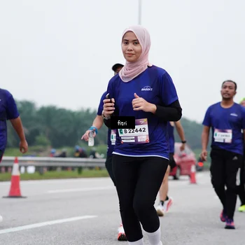 Runner Photo 7471642