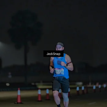 Runner Photo 7471650