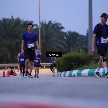 Runner Photo 7471702