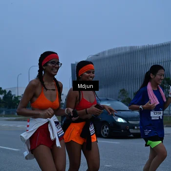 Runner Photo 7471724