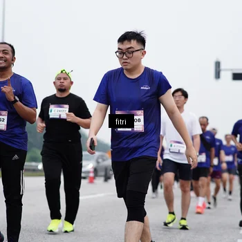 Runner Photo 7471727