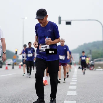 Runner Photo 7471760