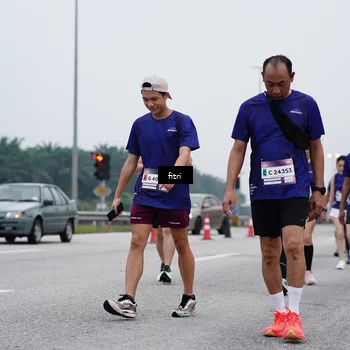 Runner Photo 7471777