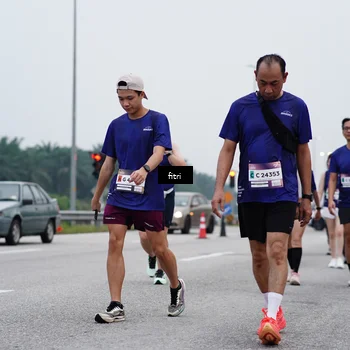 Runner Photo 7471778