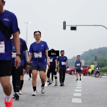 Runner Photo 7471786