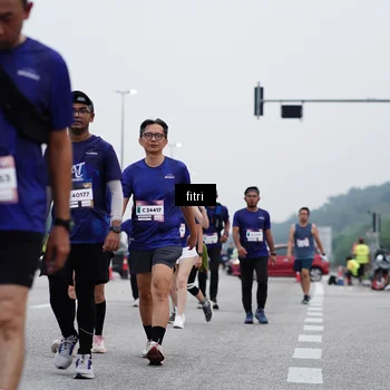 Runner Photo 7471789
