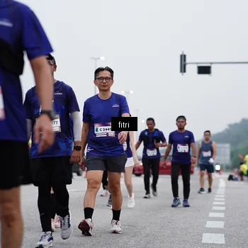 Runner Photo 7471801