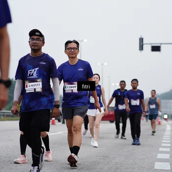 Runner Photo 7471803