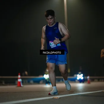Runner Photo 7471811