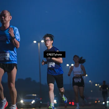 Runner Photo 7471812