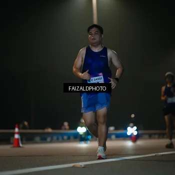 Runner Photo 7471821