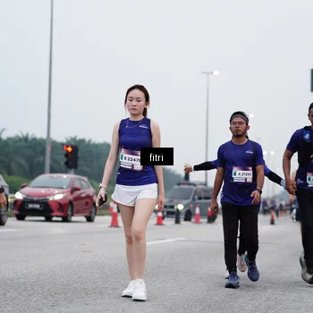 Runner Photo 7471824