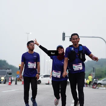 Runner Photo 7471826