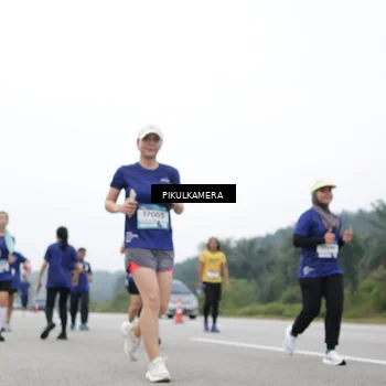 Runner Photo 7471852