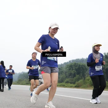 Runner Photo 7471921