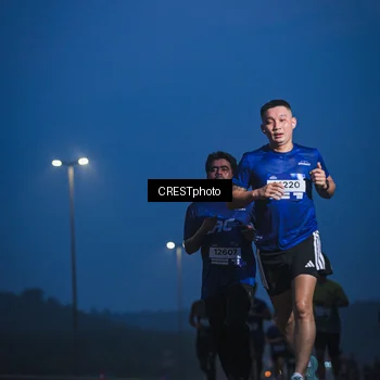 Runner Photo 7471995