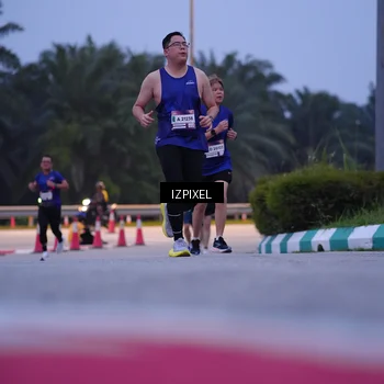 Runner Photo 7472028