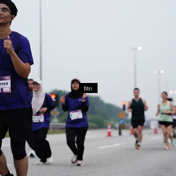 Runner Photo 7472051
